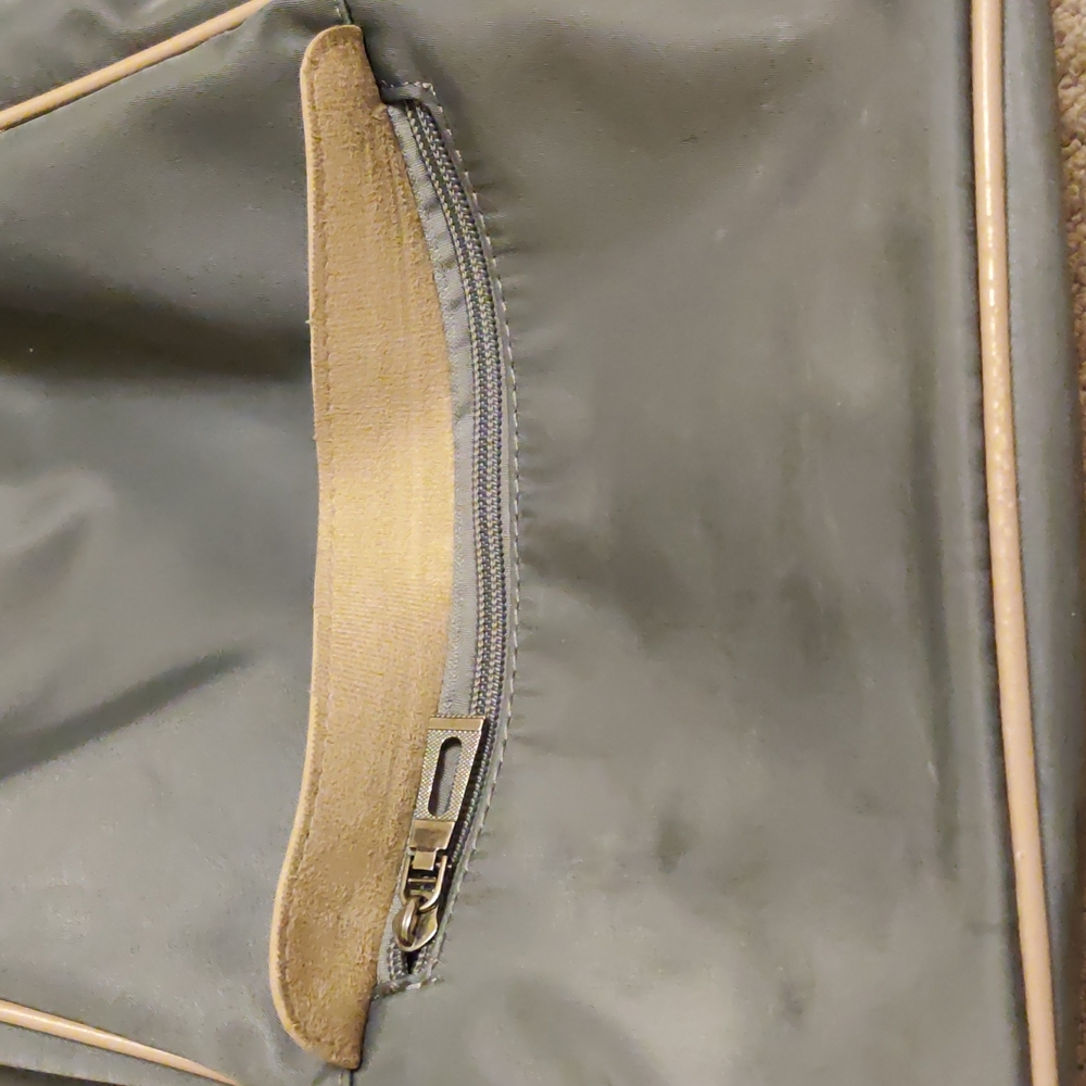 Purse back pack - Picture 3 of 7